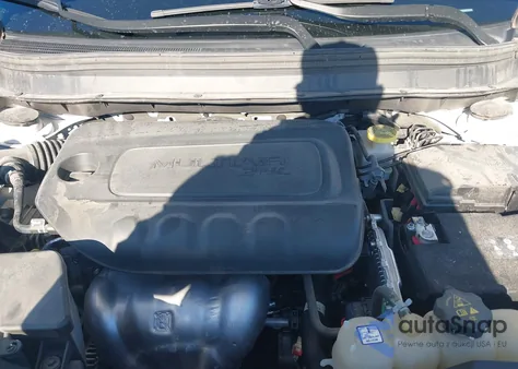 2020 Jeep Cherokee Latitude Fwd from USA, damaged, VIN 1C4PJLCB0LD650180